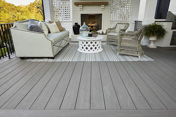 picture frame composite deck